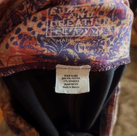 Evolution and Creation elephant boho rhapsody ankle length yoga leggings - Picture 10 of 10